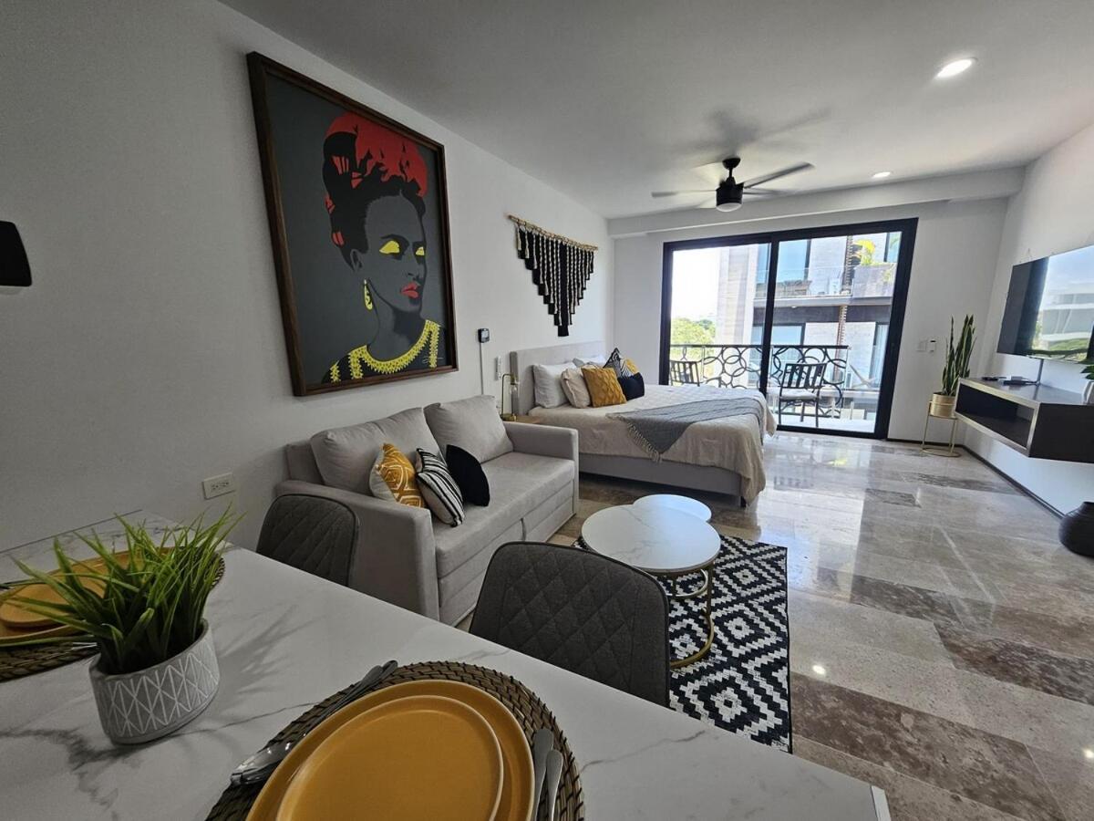 Stylish With Roof Ocean Views Near Mamitas And 5th Ave Playa del Carmen
